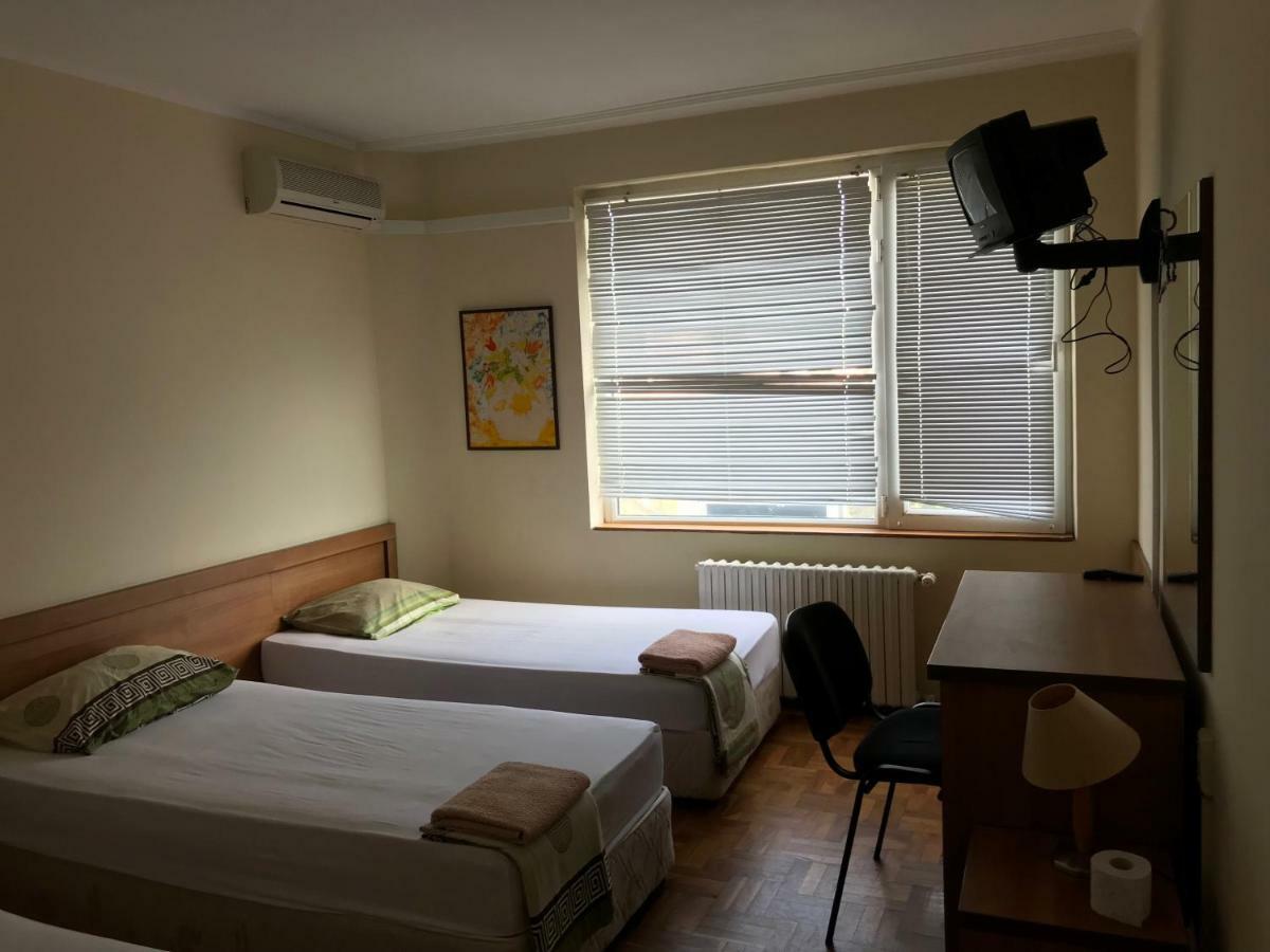 Milena'S House Hotel Burgas Exterior photo